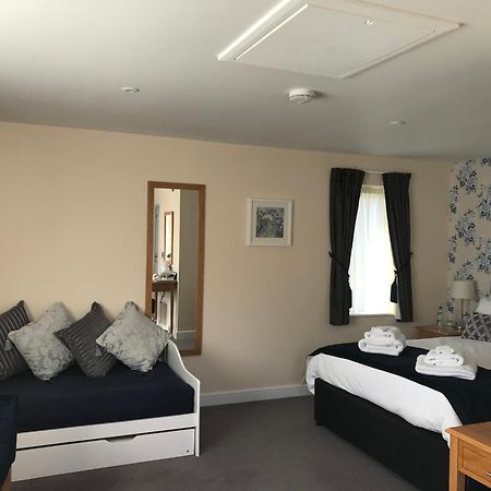 The Bird In Hand Ashwellthorpe Room photo